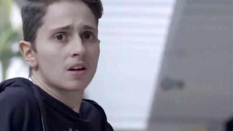 Ivan fica tenso ao avistar Cláudio - Reprodução/Globo - Reprodução/Globo