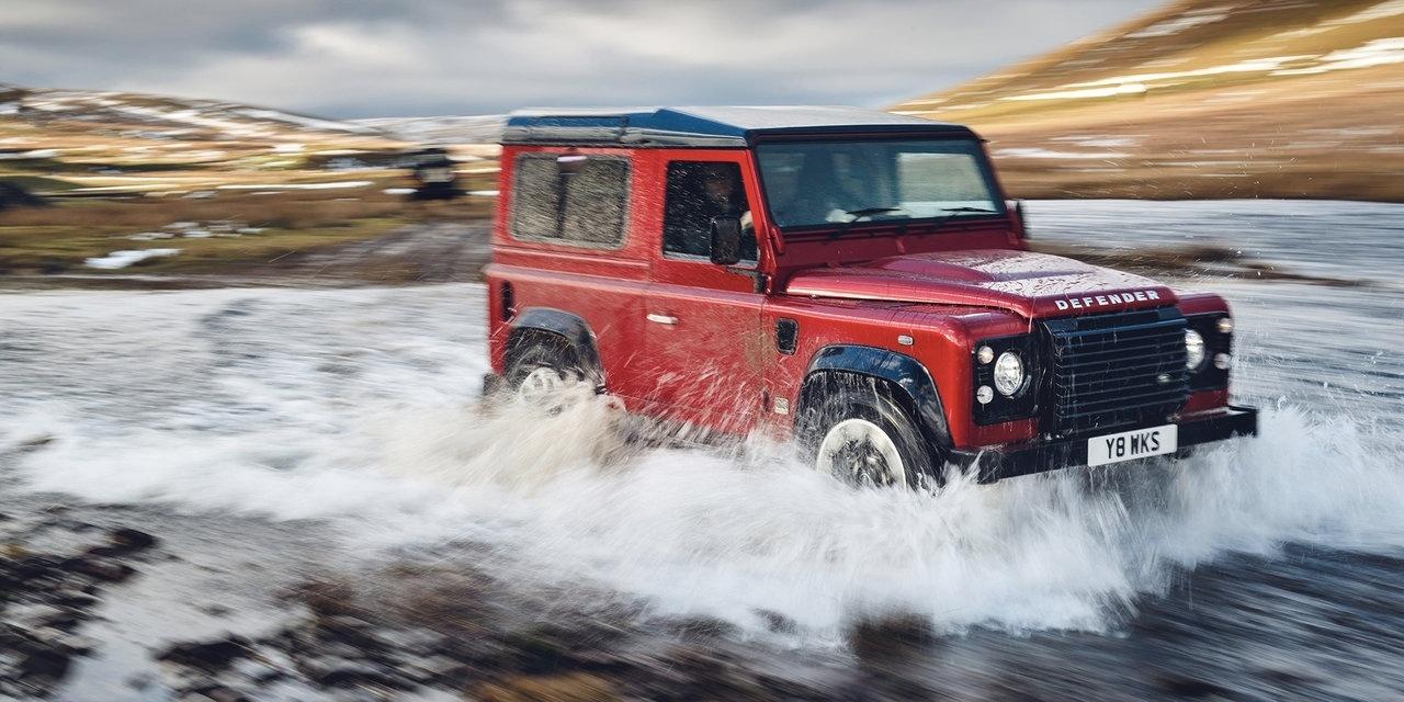 Land Rover Defender Works V8 - Divulgação