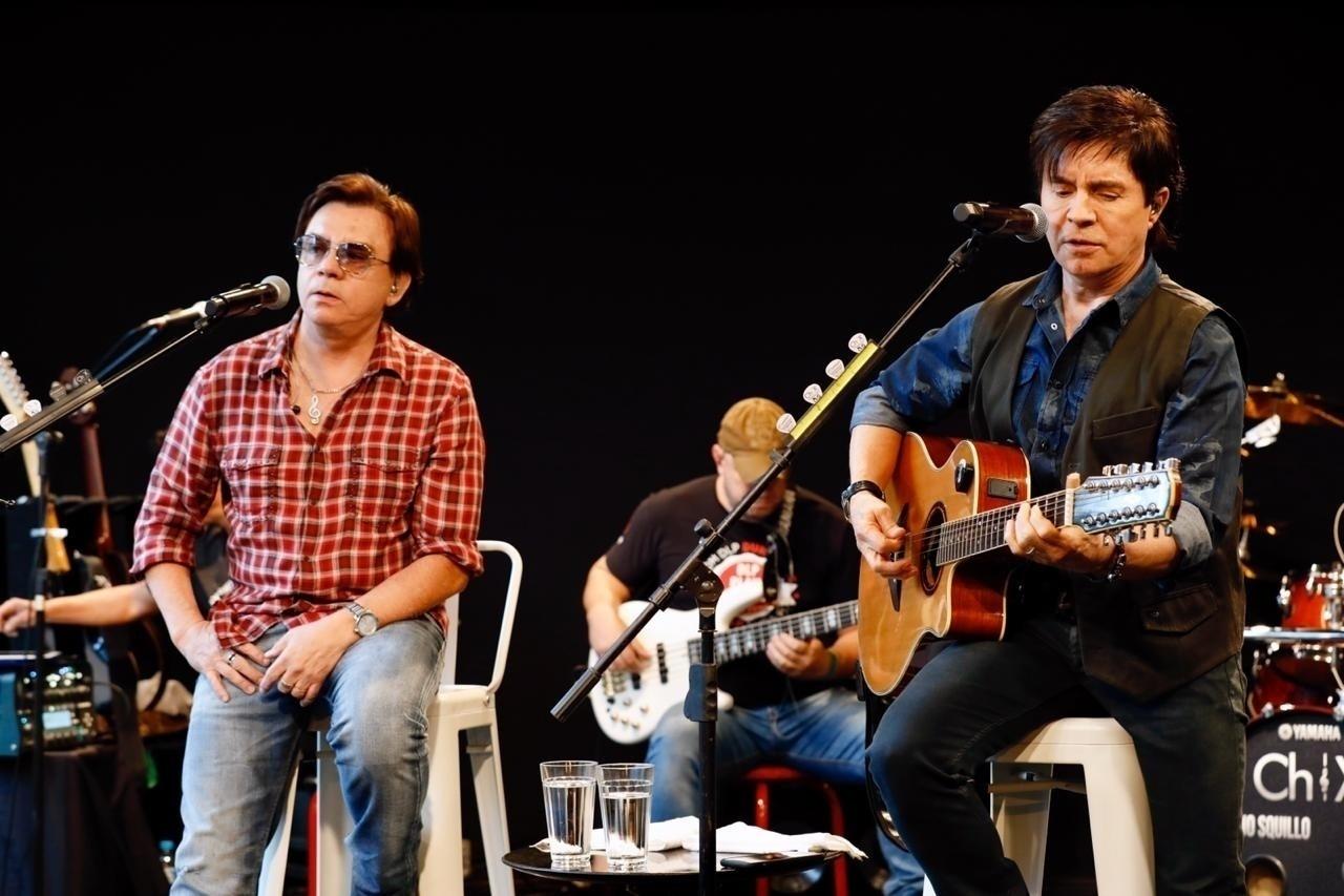 Chitãozinho & Xororó se apresentam em especial de fim de ano no Estúdio UOL - Mariana Pekin/UOL