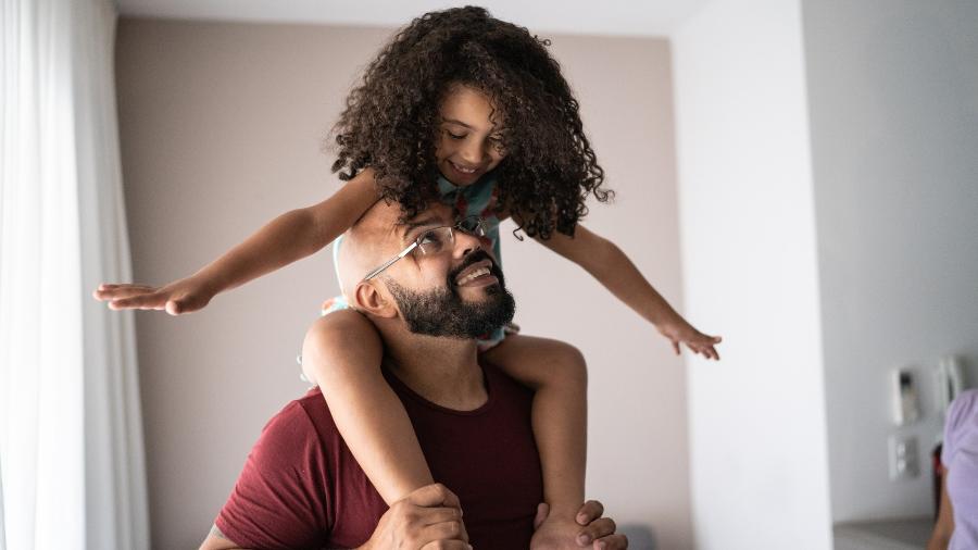 FELIZ DIA DOS PAIS BOM DIA: Veja lindas MENSAGENS para o Dia dos