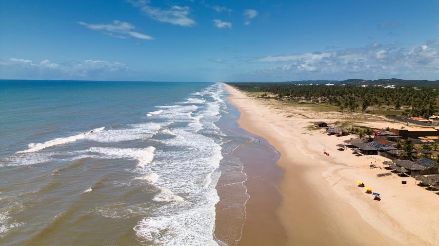 O Brasil tem uma das maiores costas litorâneas do mundo, com cerca de 7.500 km