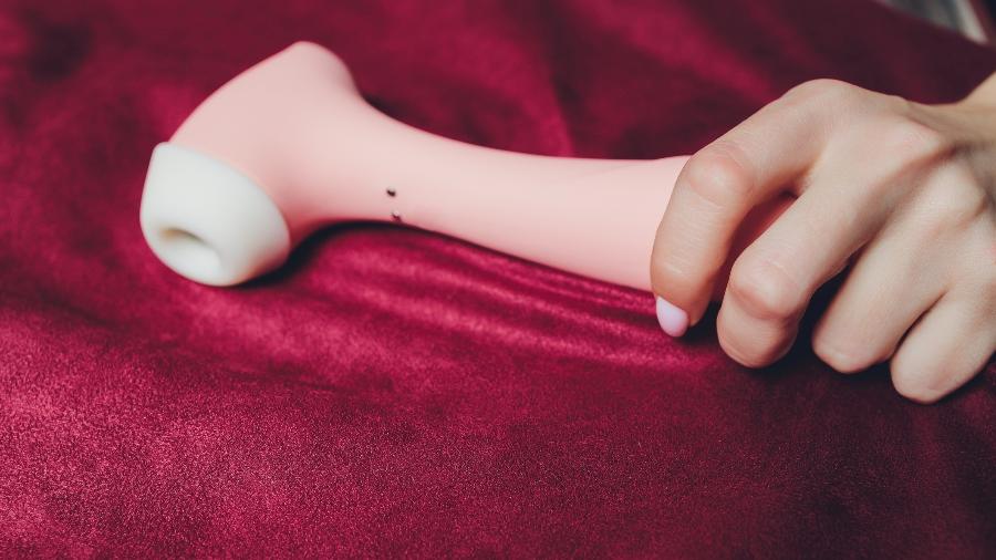 Cada vez mais mulheres se rendem aos sex toys
