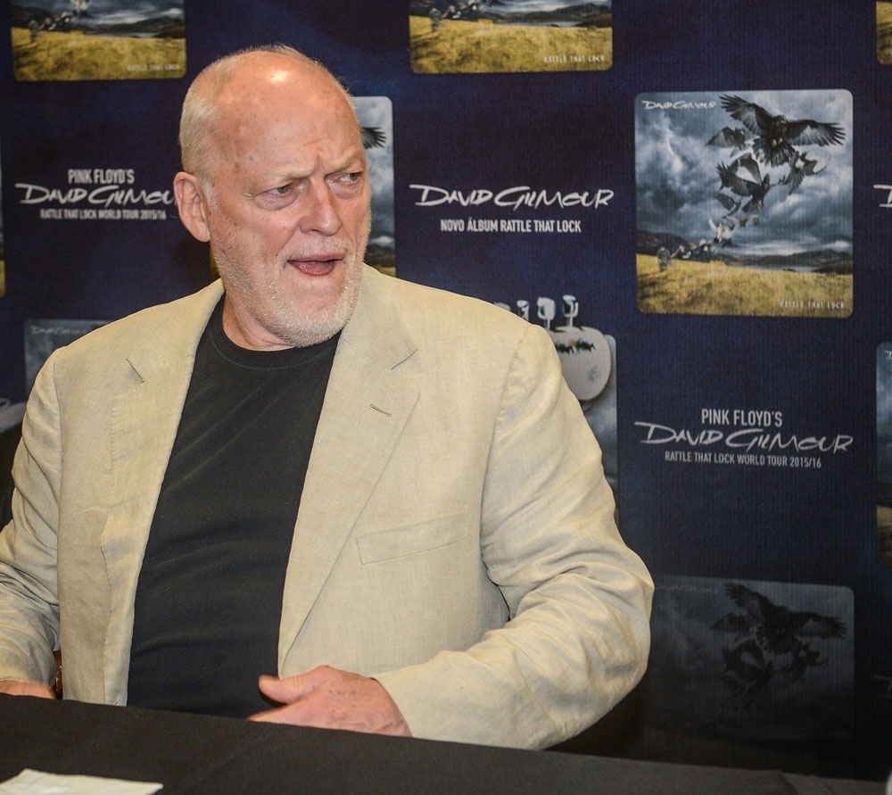 10.dez.2015 - Ex-guitarrista e vocalista da lendária banda Pink Floyd, David Gilmour conversa com jornalistas no Allianz Parque, em São Paulo, onde fará dois shows da turnê "Rattle that Lock" - Francisco Cepeda/AGNews