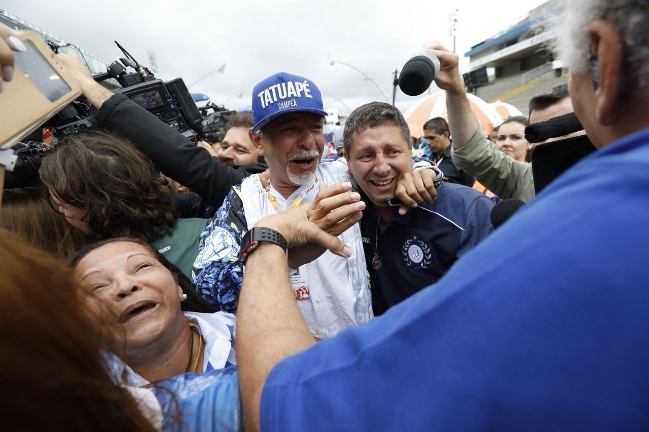 Acadêmicos do Tatuapé comemora o título de campeã do Carnaval 2018 de São Paulo - Mariana Pekin/UOL