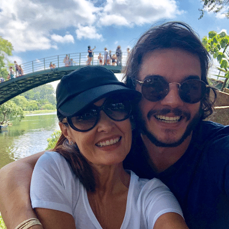 Fátima Bernardes e Túlio Gadelha curtem tarde no parque, em SP - Reprodução/Instagram