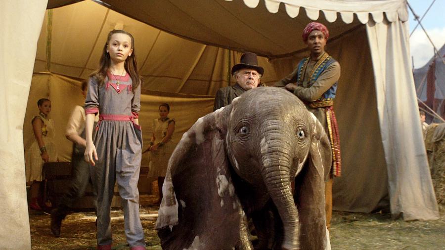 Cena do filme "Dumbo", de Tim Burton - Divulgação