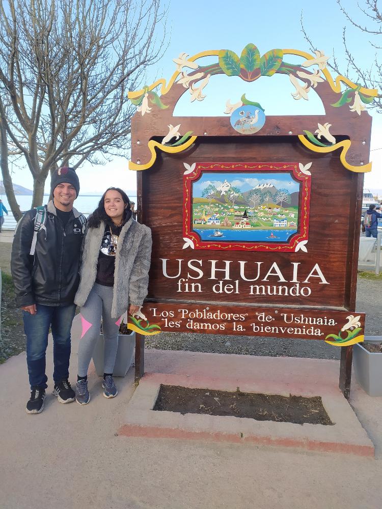 La pareja llegó a Ushuaia con su motorhome - Archivo Personal - Archivo Personal