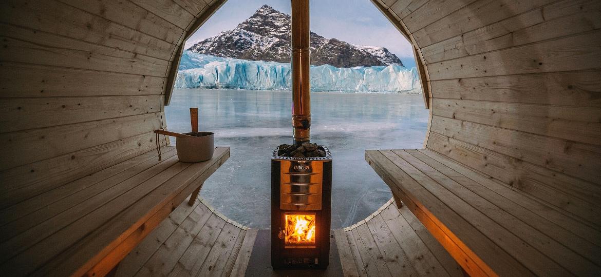 Turistas milionários têm experiências como curtir uma sauna montada sobre o gelo para eles - Cookson Adventures