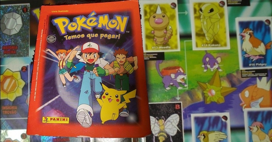 O álbum de figurinhas de "Pokémon" era muito cobiçado. Sua primeira edição, principalmente: um erro de impressão 'apagou' a existência do Raichu no livro - Reprodução