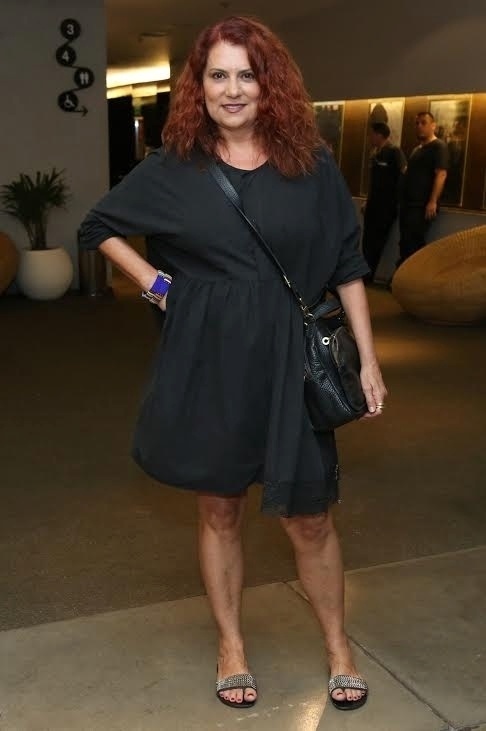 13.set.2016 -  A atriz Patrícia Travassos diretora de teledramaturgia da Globo, prestigia Carolina Dieckmann na pré-estreia do filme do fime "O Silêncio do Céu", no Shopping da Gávea, no Rio - Roberto Filho/Brazil News