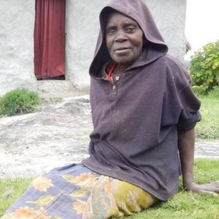 Mauda Kyitaragabirwe foi abandonada em Uganda, num lugar conhecido como "Ilha da Punição" - BBC