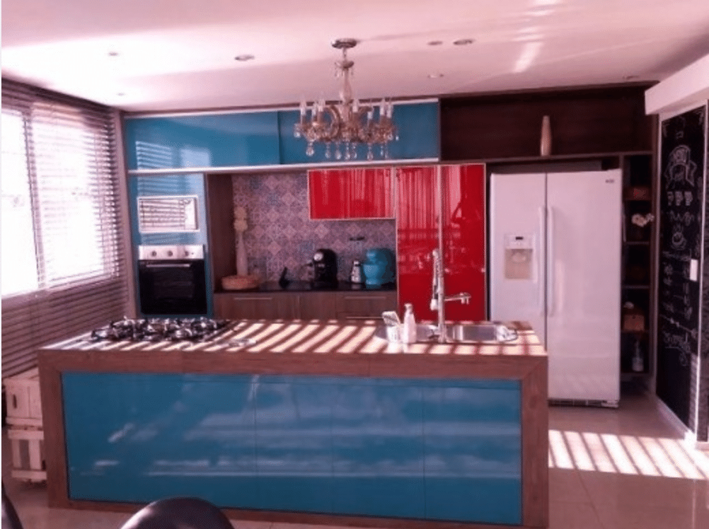 A cobertura toda mobiliada foi alugada por seis meses no valor de R$ 5 mil - Reprodução/JPImóveis