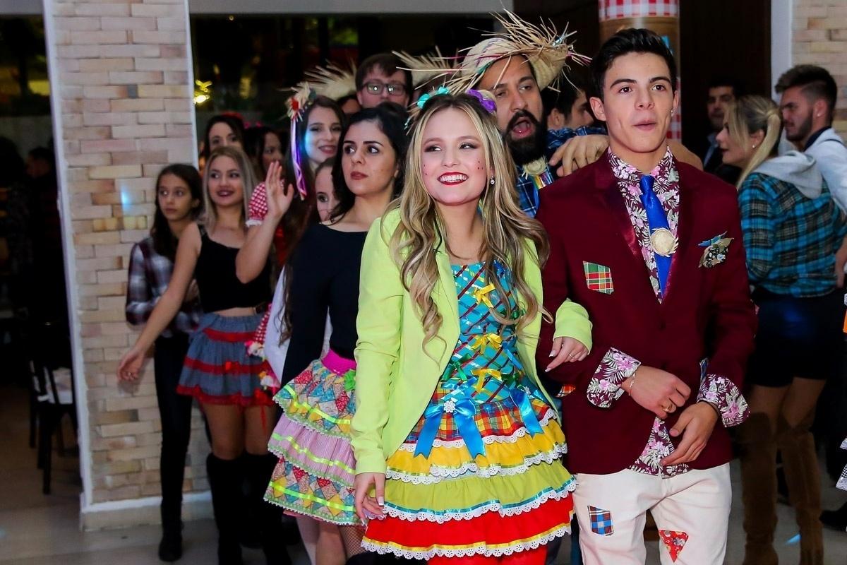 Thomaz Costa comemora aniversário com festa junina realizada no Espaço Aya, em São Paulo. O ator de "Carrossel", que completou 17 anos, dançou quadrilha com a ex-namorada, Larissa Manoela - Manuela Scarpa/Brazil News