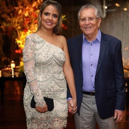 Carlos Alberto e a noiva, Renata Domingues  - Reprodução/Instagram/calbertonobrega
