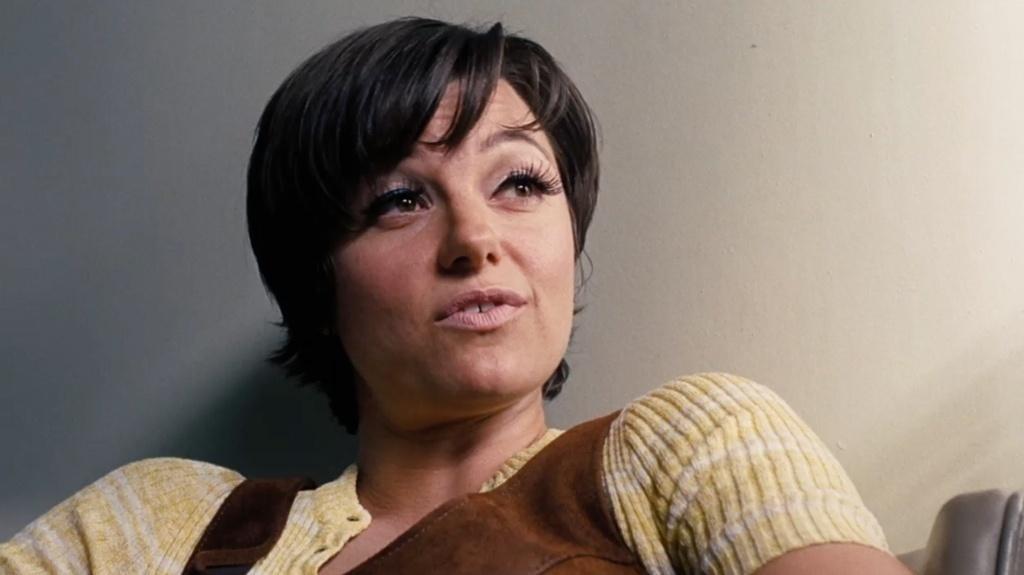 Belladonna em cena no filme "Vício Inerente" (2014) - Reprodução