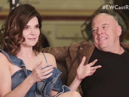 Betsy Brand e Dean Norris relembram "Breaking Bad" - Reprodução/Entertainment Weekly