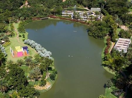Vista aérea do Instituto Inhotim, em Brumadinho (MG) - Divulgação