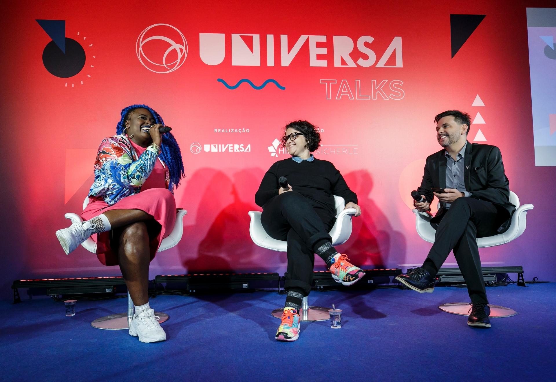 Preta Rara e Cris Naumocvs com o editor de Universa Vlad Maluf, em Universa Talks - Mariana Pekin/UOL