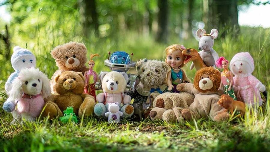 Alguns dos brinquedos perdidos da campanha #toysreunited - Divulgação/Chris Rose