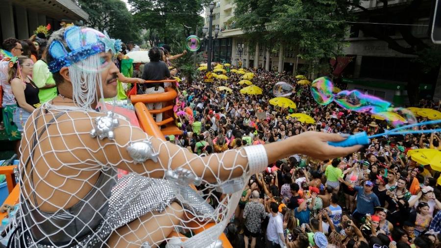Bloco Tarado Ni Você dá cor para o Carnaval de São Paulo no centro - Nelson Antoine/UOL