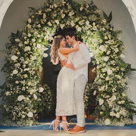 Barbara Evans e Gustavo Theodoro já se casaram no civil em maio do ano passado  - Reprodução/Instagram