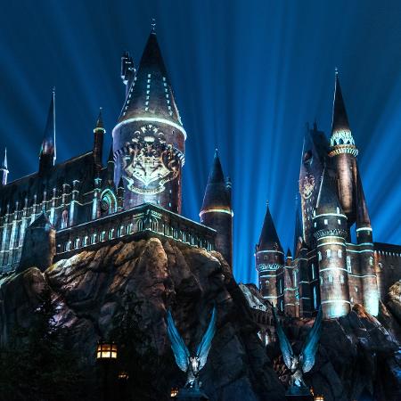 The Nighttime Lights at Hogwarts Castle, no Universal Orlando Resort - Divulgação