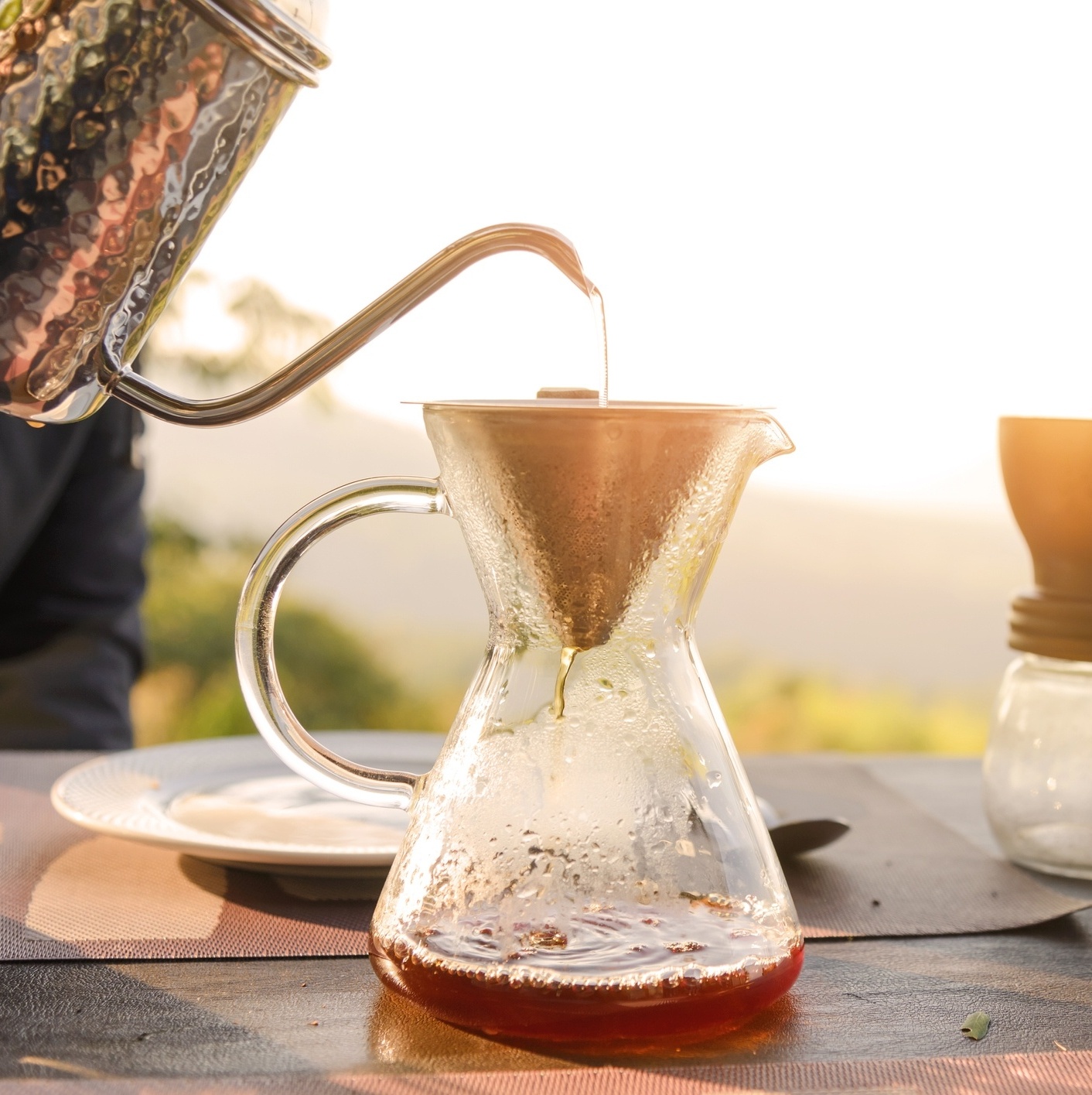 Chaf&eacute;" nem sempre &eacute; um caf&eacute; fraco: entenda o que est&aacute; por tr&aacute;s da cor -  08/03/2021 - UOL Nossa