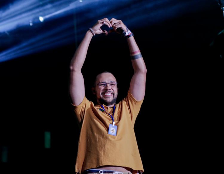 Yago Oproprio curte o sucesso no terceiro dia do Coala Festival, no domingo (8), em São Paulo