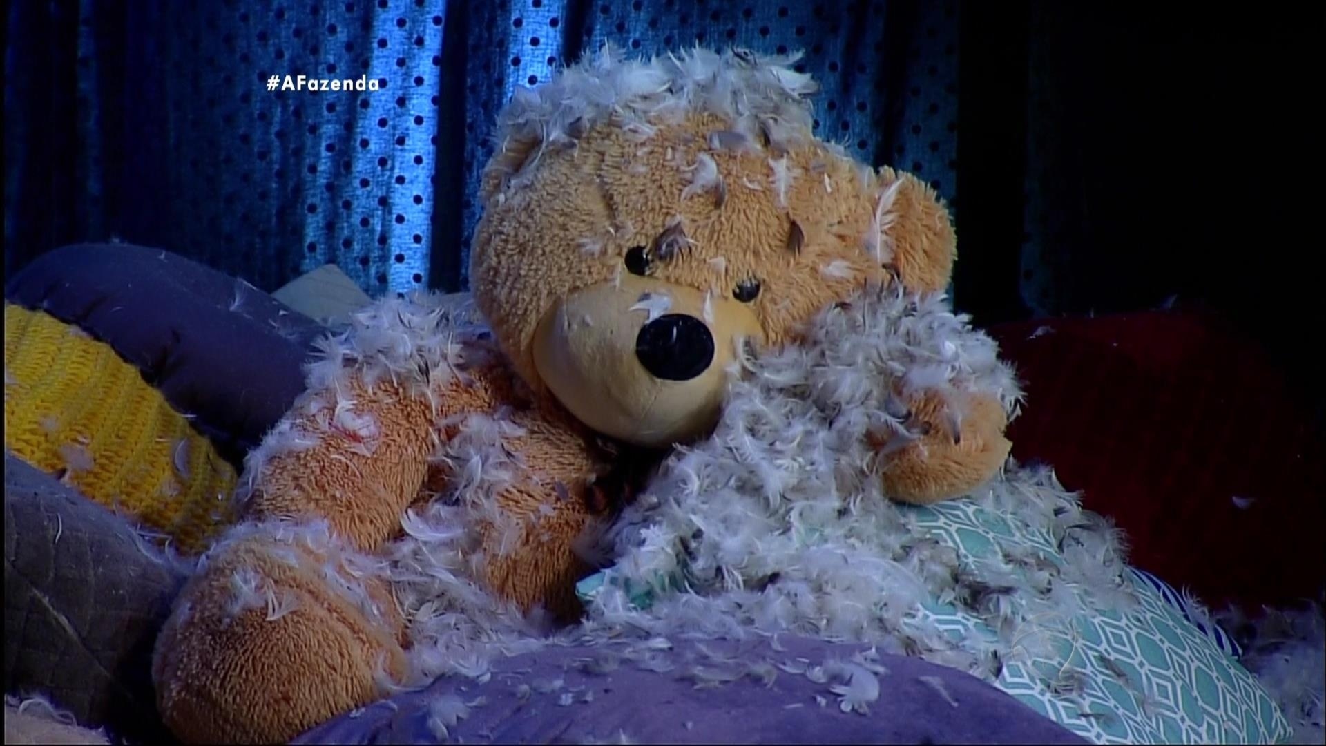 16.out.2015 - As peoas adoraram a decoração da festa - Reprodução/Record