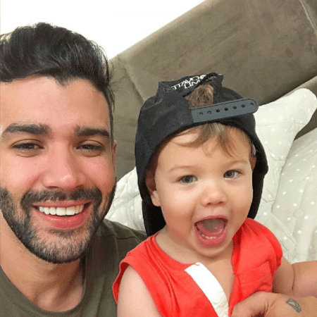 Gusttavo Lima com o filho mais velho, Gabriel - Reprodução/Instagram