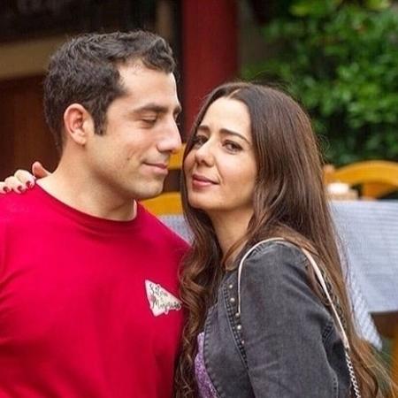 Fauze (Kaysar Dadour) e Santinha (Cristiane Amorim) formam casal em Órfãos da Terra - Globo - Globo