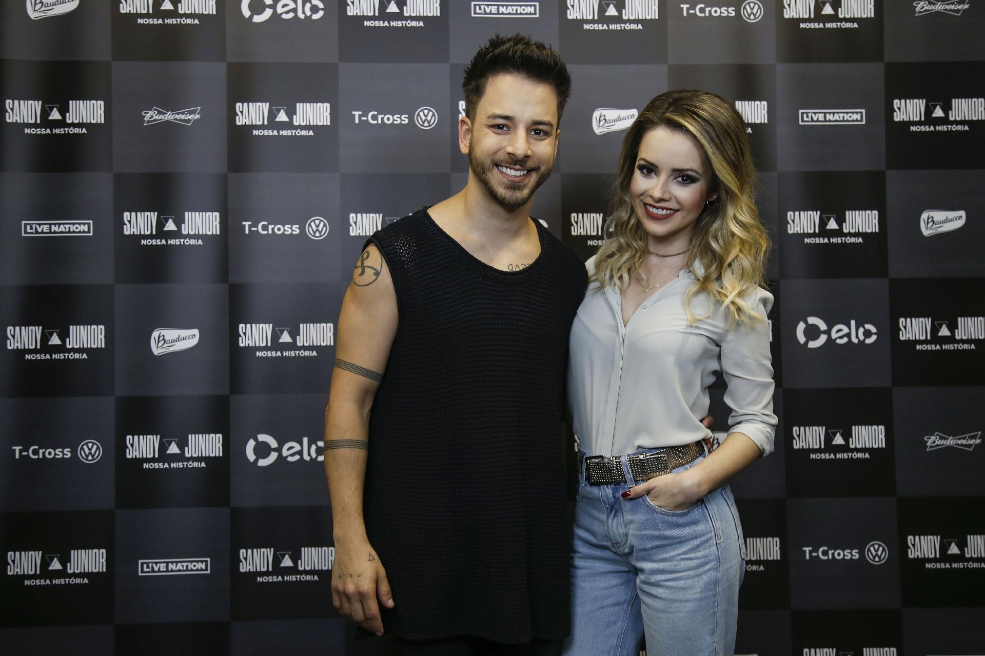 Sandy e Junior posam em coletiva de imprensa antes de show no Rio de Janeiro - Júlio César Guimarães/UOL