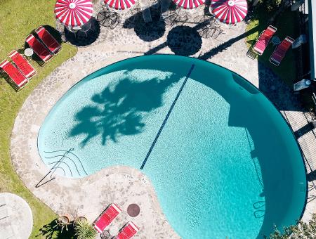 Piscina do Austin Motel: como outros empreendimentos, ele foi da decadência ao renascimento com uma vibe cool - Nick Simonite - Nick Simonite