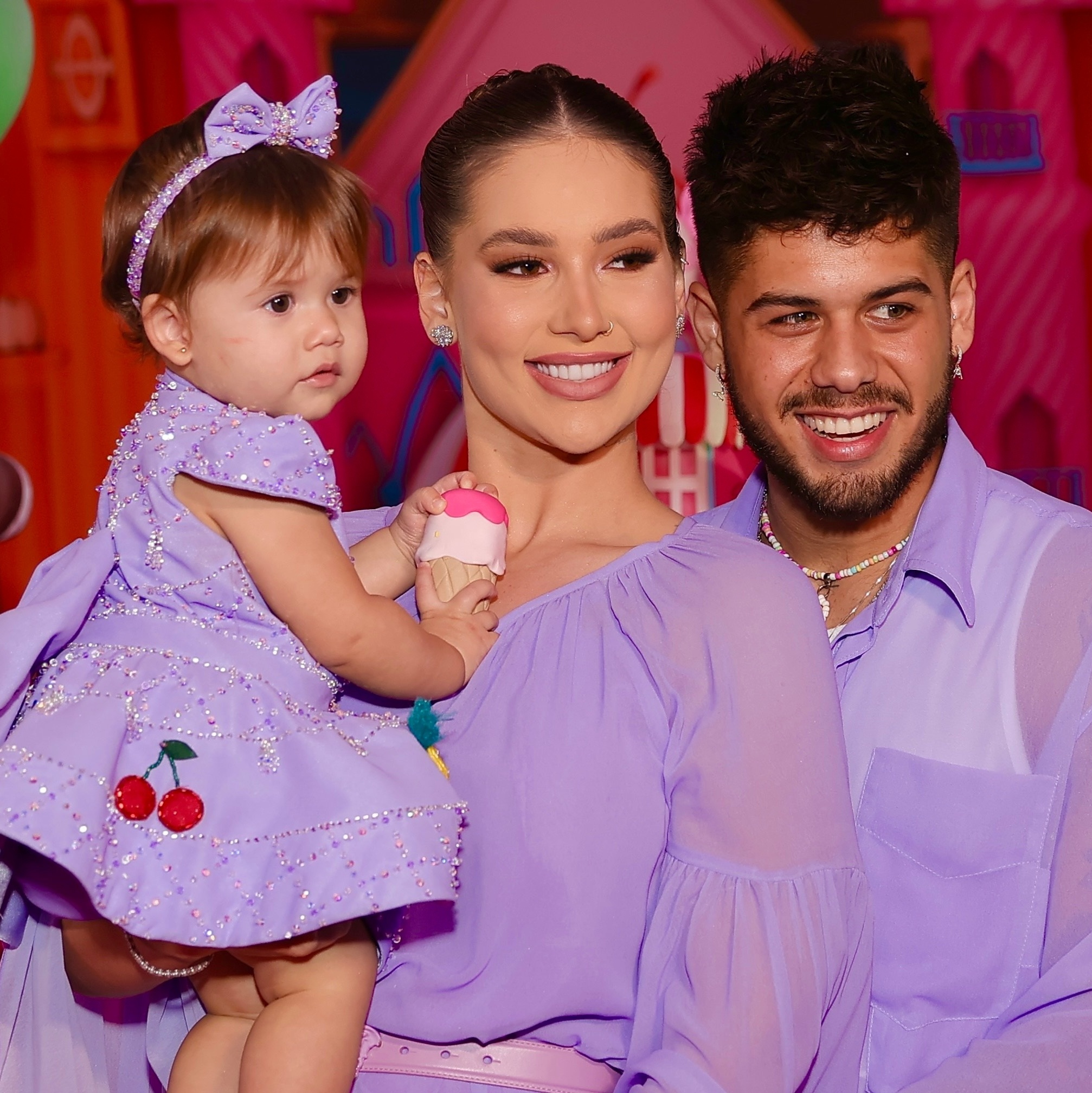 Virginia Fonseca diz que não sabe quanto paga para babás das filhas