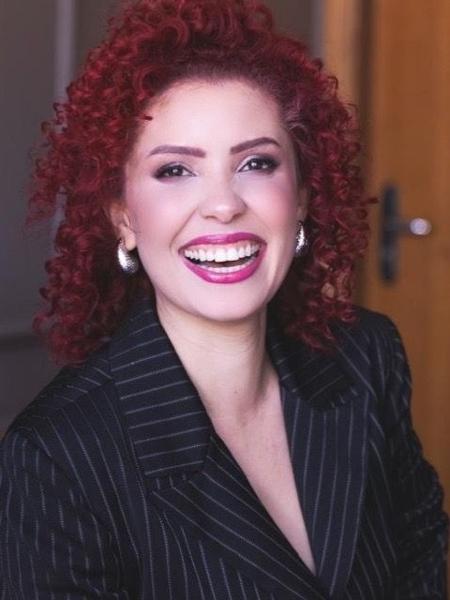 Psicóloga Geisyanne Marquezólo defende nas redes sociais sobre a importância de os colegas cuidarem da saúde mental Psicóloga Geisyanne Marquezólo defende nas redes sociais sobre a importância de os colegas cuidarem da saúde mental