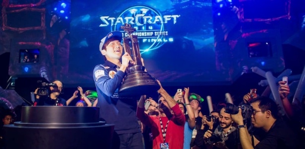 Lee “Life” Seung Hyun venceu o Campeonato Mundial de "StarCraft II" - Reprodução