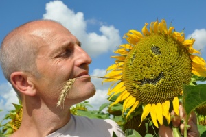 O contador de histórias francês Ludovic Souliman - Acervo Boca do Céu - Acervo Boca do Céu