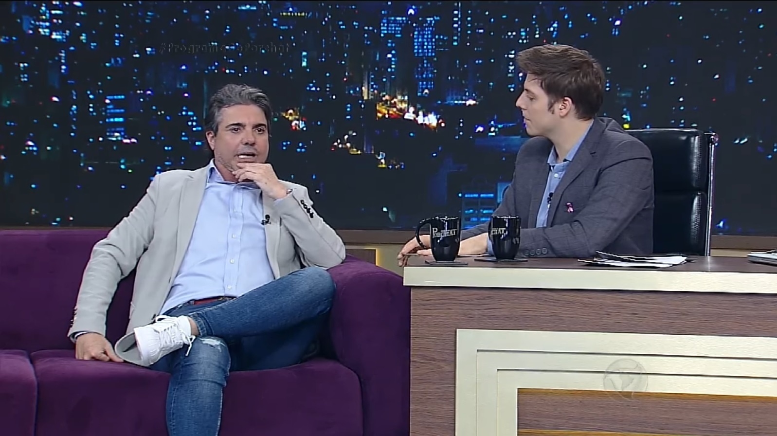 27.out.2016 - João Kleber participa do "Programa do Porchat" - Reprodução /TV Record