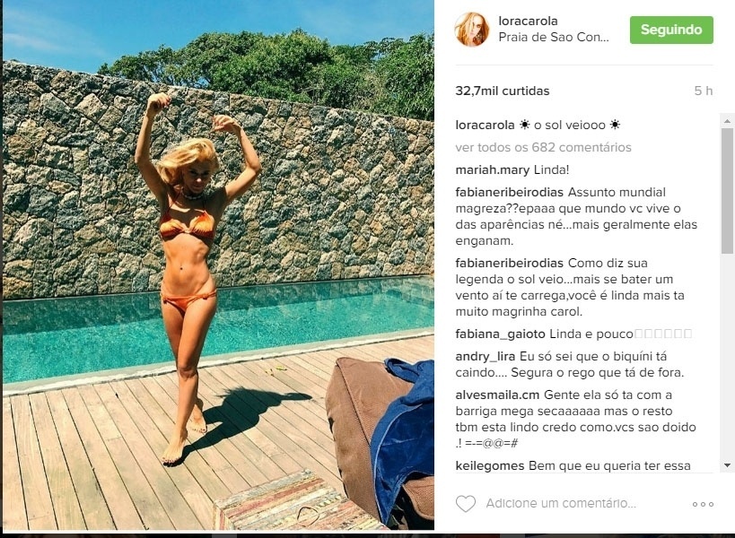 29.out.2016 - Carolina Dieckmann comemorou o sábado ensolarado no Rio com uma foto de biquíni nas redes sociais. Por conta da magreza, a atriz recebeu comentários elogiosos e outros nem tanto - Reprodução/Instagram/loracarola