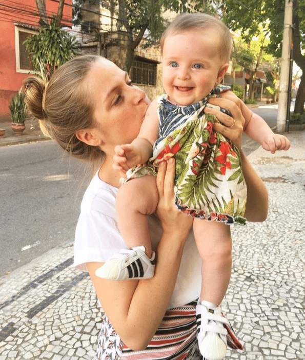 Carolina, filha de Vitoria Frate e Pedro Neschling - Reprodução/Instagram