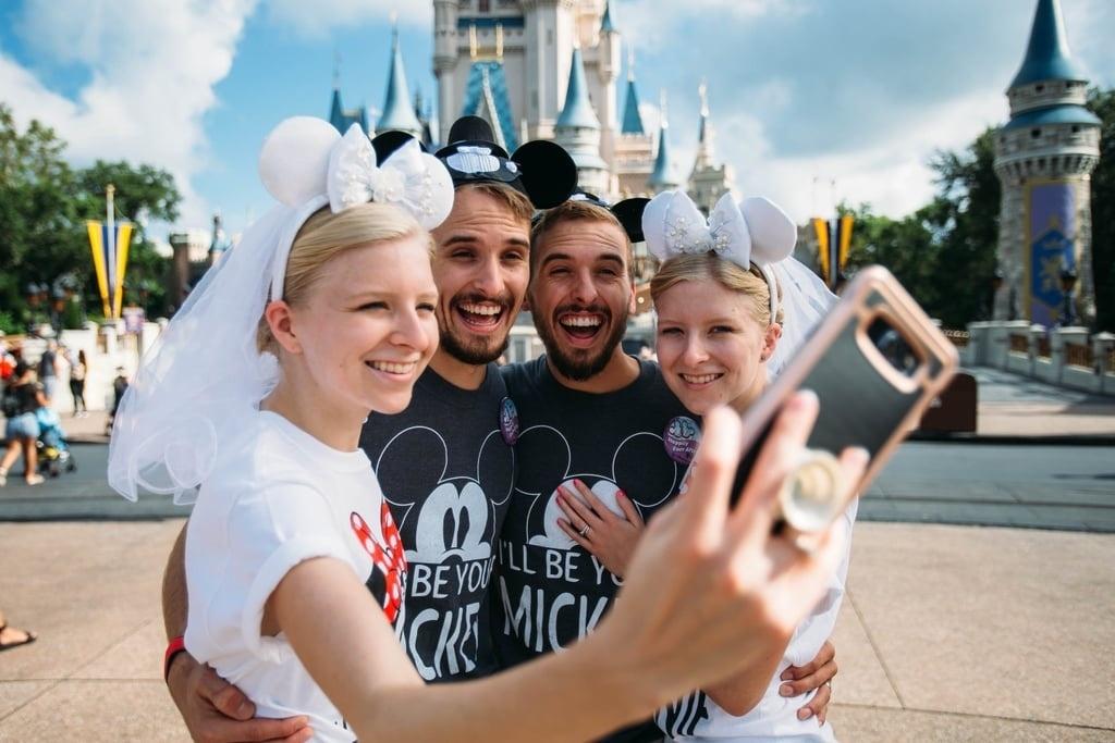 Gêmeos que se casaram com gêmeas passam lua de mel juntos na Disney; veja - Divulgação/Walt Disney World