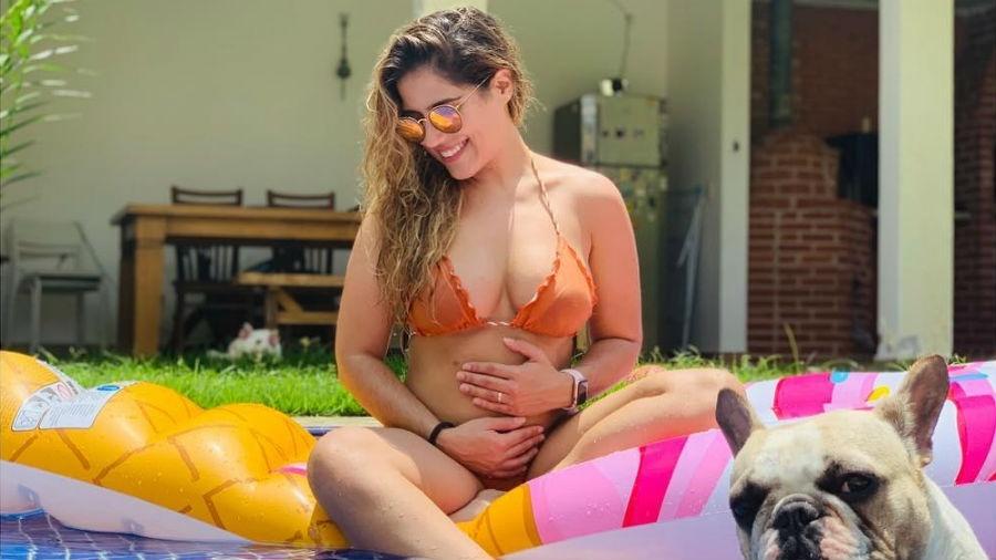 Camilla Camargo em foto de anúncio de gravidez - Reprodução/Instagram