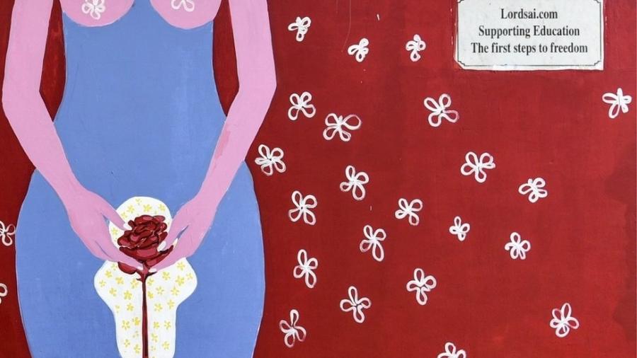 Mural chama atenção para conscientização sobre a menstruação, um tabu antigo na Índia - Getty Images