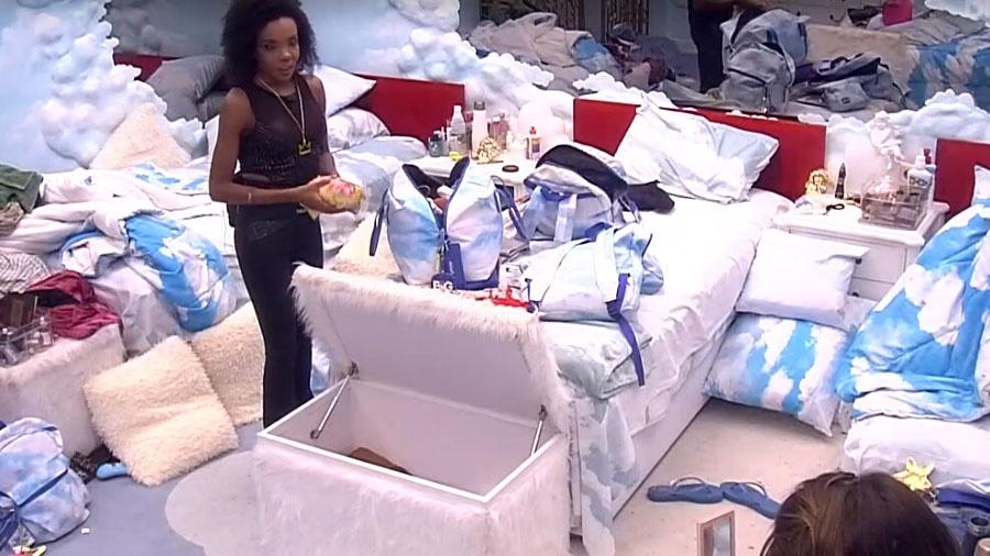 BBB 20: Thelma se surpreende com sua permanência no jogo - Reprodução/Globo