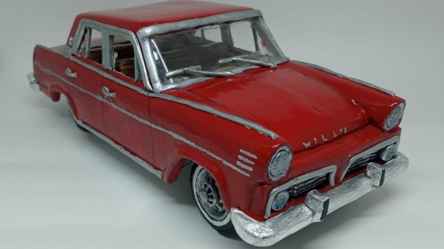 Réplica de Aero Willys 2600 1966 vermelho é um exemplo do trabalho 100% artesanal de Sávio Barbosa, morador de Unaí (MG) - Arquivo Pessoal