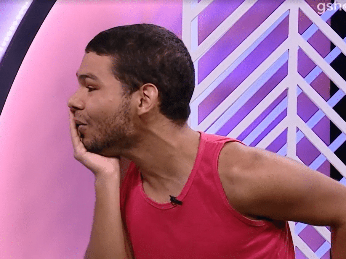 Vyni reage aos seus mais de 4 milhões de seguidores: 'Eu tenho fãs?'