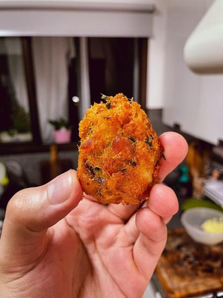 Bolinho de bacalhau - GGbrasa - GGbrasa