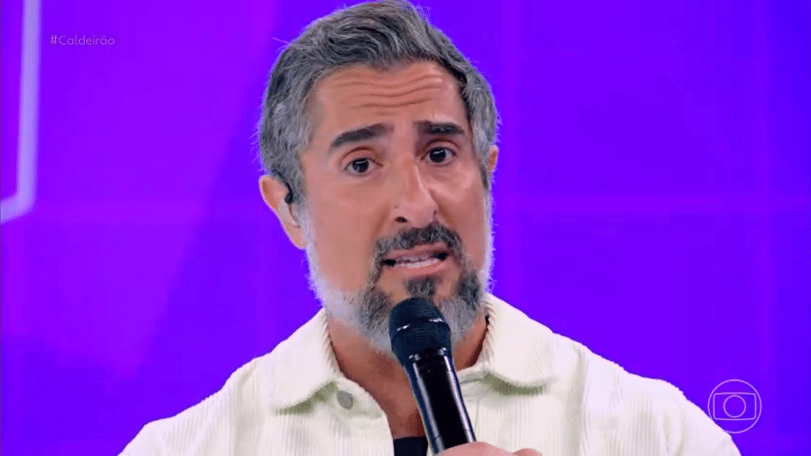 Marcos Mion se emociona ao vivo após homenagem no "Caldeirão" - Reprodução/TV Globo