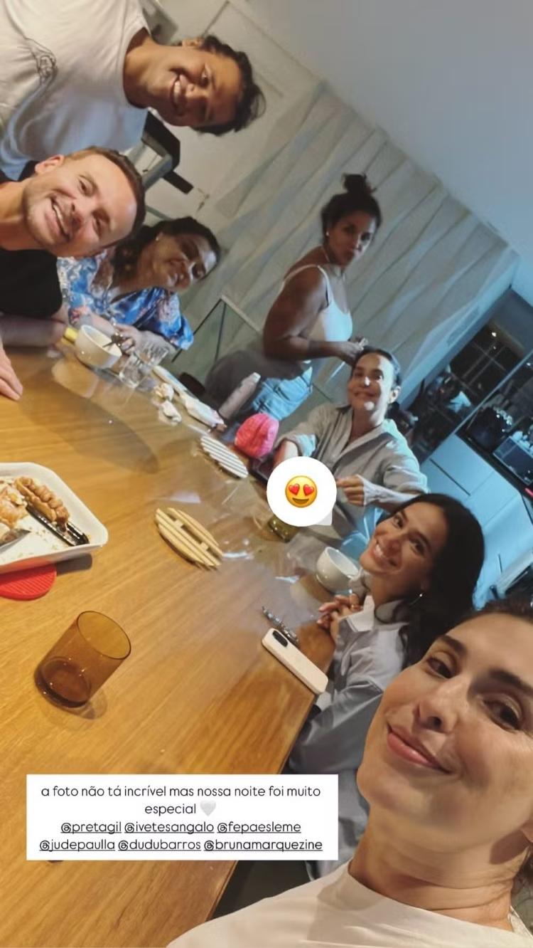Famosos passam a noite cuidando de Preta Gil Famosos passam a noite cuidando de Preta Gil