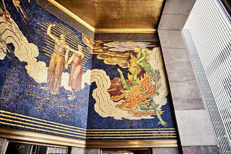 Mural "Intelligence Awakening Mankind", de Barry Faulkner, no Rockefeller Center